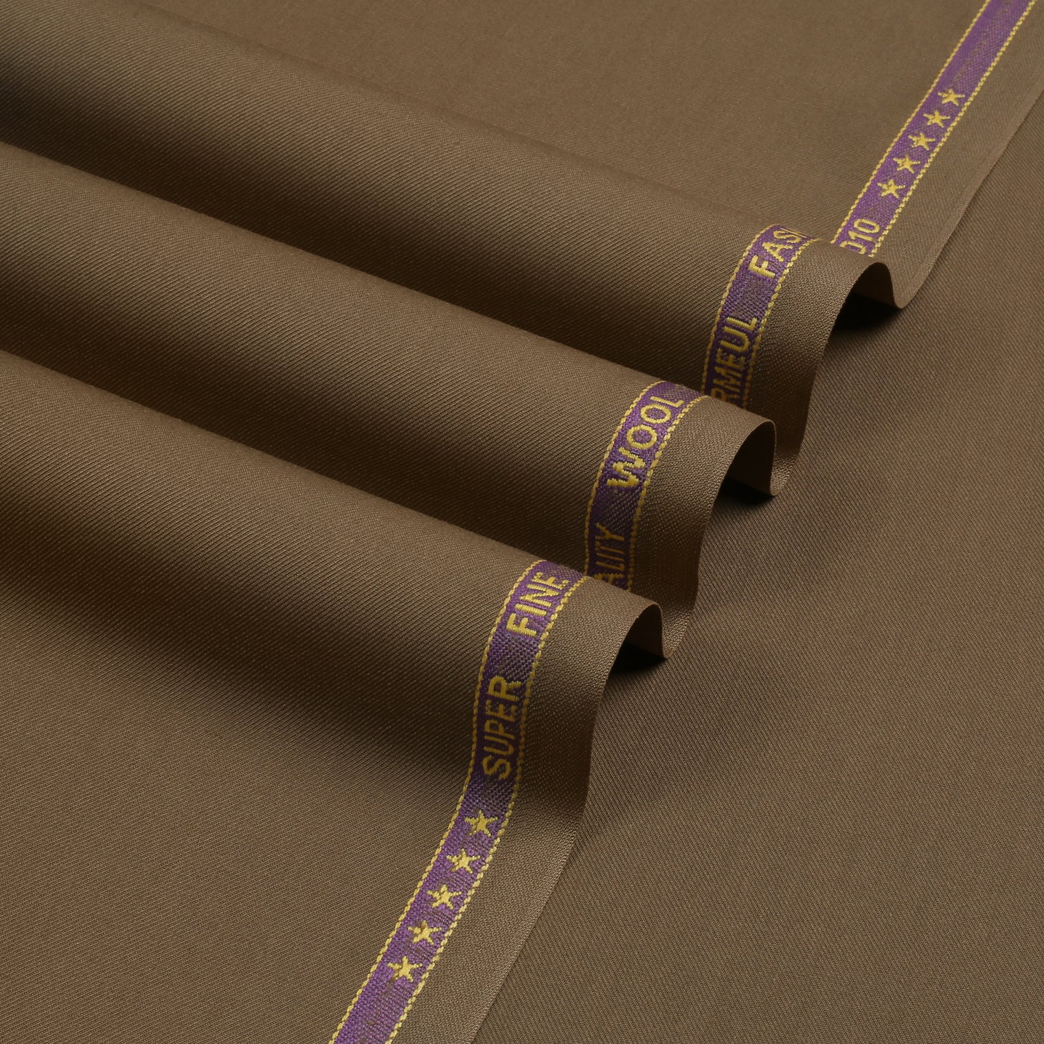 Royale WoolTouch – Superfine Elegance